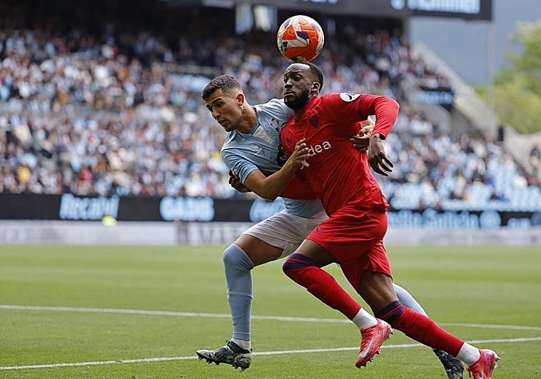 El Celta, con uno menos, vence al Sevilla y cree en Europa