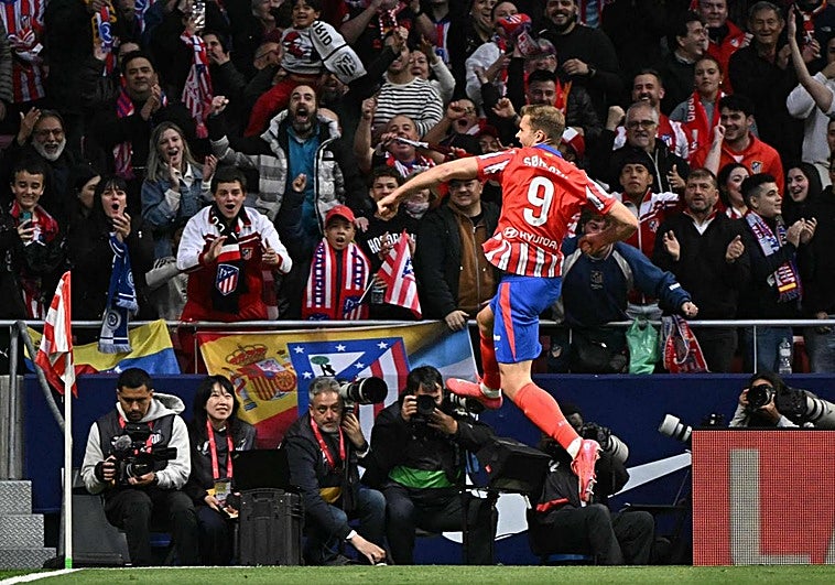 El póker de Sorloth a la Real, con un triplete histórico