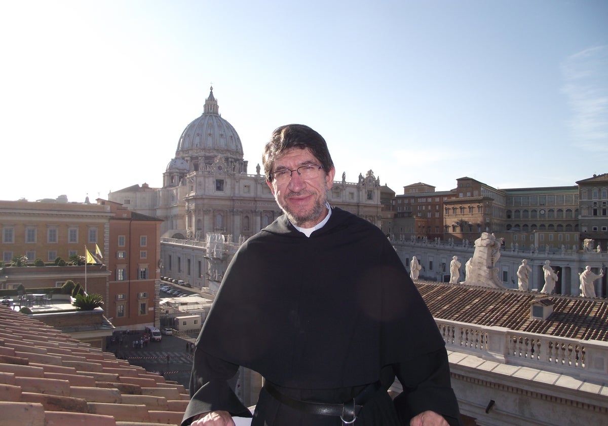 El sacerdote burgalés Alejandro Moral Antón, prior general de los agustinos.