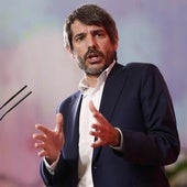 El ministro de Cultura y portavoz de Sumar, Ernest Urtasun, durante la rueda de prensa de este lunes.