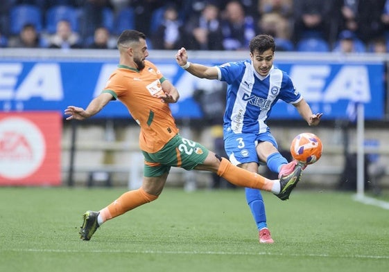 El triunfo del Alavés contra el Valencia desciende a Las Palmas
