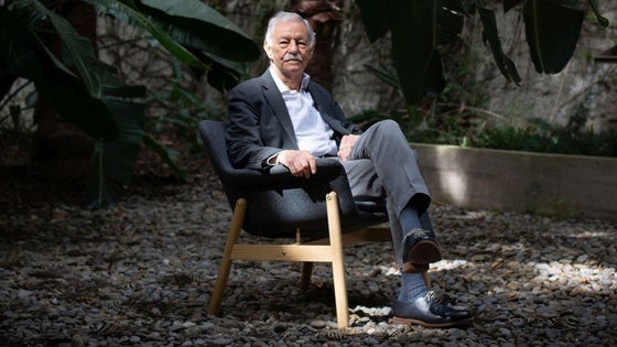 Eduardo Mendoza