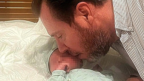 Óscar Puente, sobre su bebé: «El muy cabrón dijo 'si nazco en Madrid, te voy a dejar claro que soy de Pucela'»