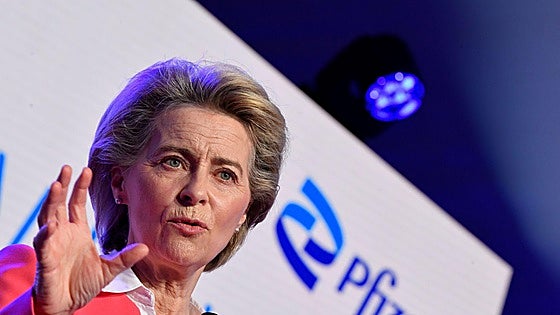 La Justicia europea da la razón a la periodista que solicitó los mensajes que intercambiaron Von der Leyen y el presidente de Pfizer