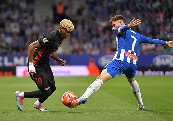 Así hemos narrado el derbi que le dio la Liga al Barça