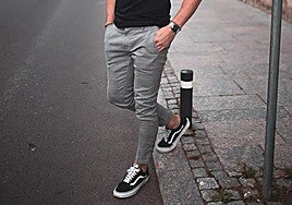 Si quieres estilo y rollazo en tus looks, necesitas estas Vans para hombre