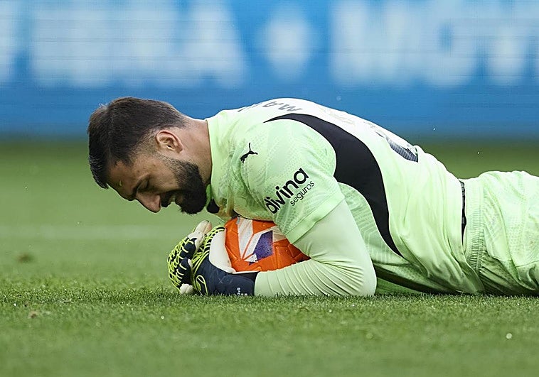 Las mejores paradas de la jornada 36 en Primera