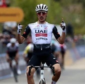 Juan Ayuso se reivindica en la primera llegada de montaña del Giro
