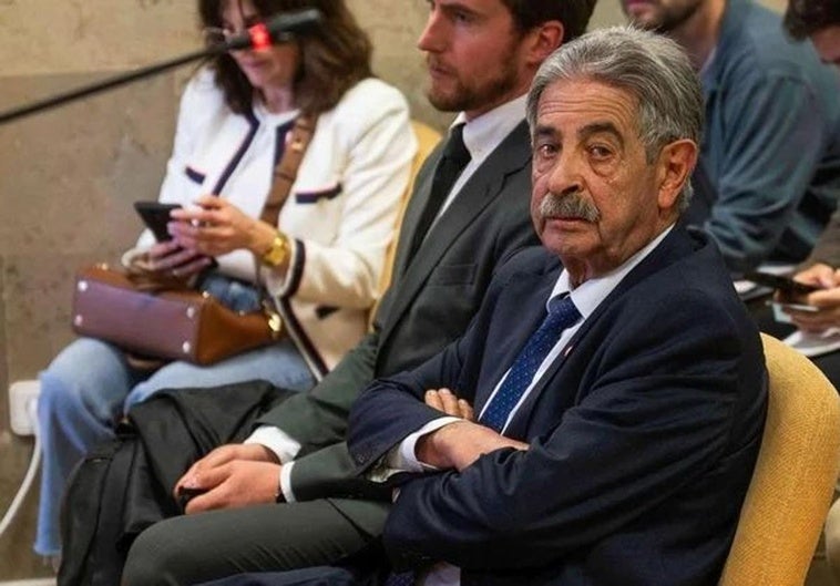 Quince minutos de acto de conciliación que acaban sin acuerdo: el rey emérito no acude y Revilla no rectificará