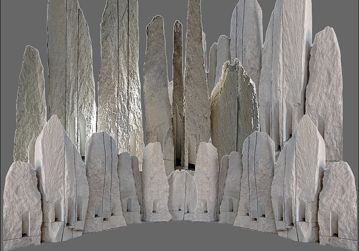 Las piedras que Larrea talla para convertirlas en tubos de su insólito y berroqueño órgano.