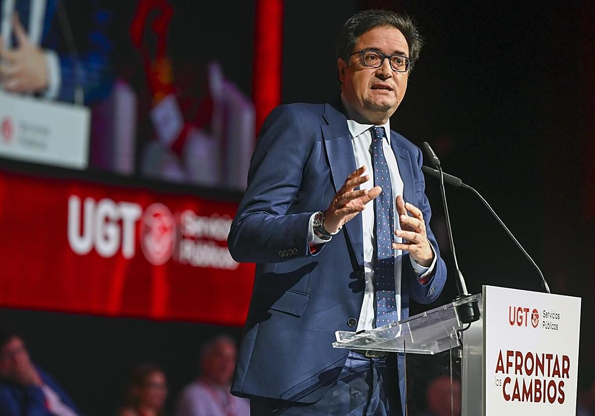 Óscar López, ministro de Función Pública.