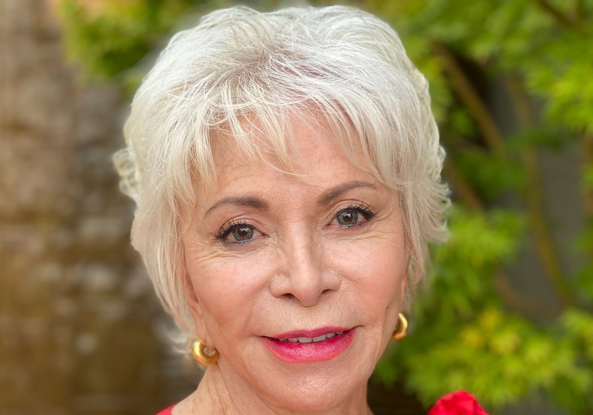 Isabel allende: «el nacionalismo cristiano y blanco de trump es peligroso y absurdo» | ideal