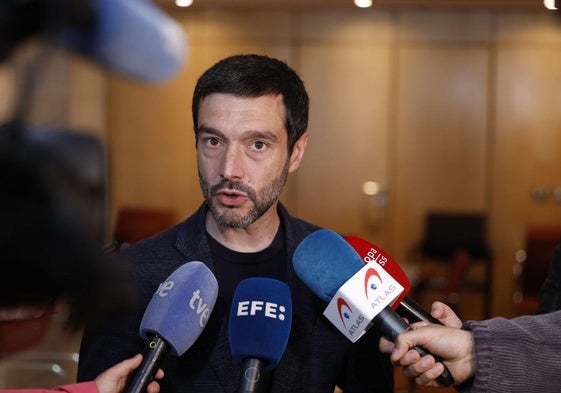 El ministro de Derechos Sociales, Consumo y Agenda 2023, Pablo Bustinduy.