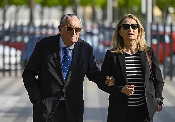 Carlos Fabra y el expiloto Álex Debón, absueltos de cohecho en los contratos de patrocinio del Aeropuerto de Castellón