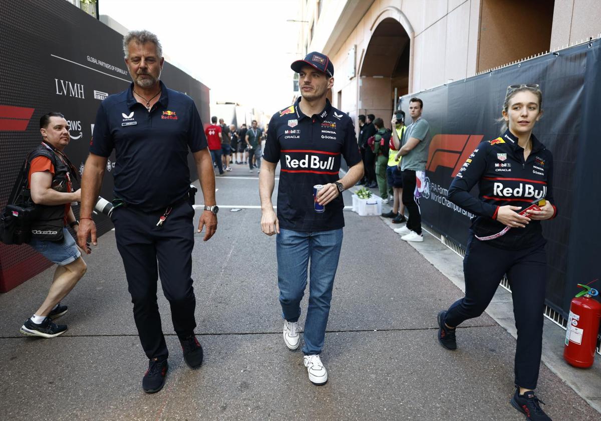 Max Verstappen (c), en el circuito de Mónaco.