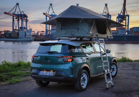 Pura experiencia al aire libre: el nuevo Opel Frontera con tienda de techo