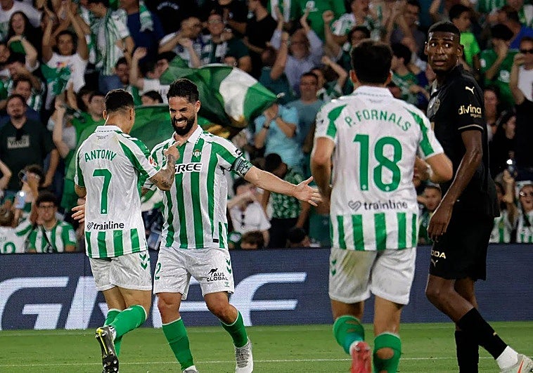 El Betis se despide con un empate pensando en la final de la Conference