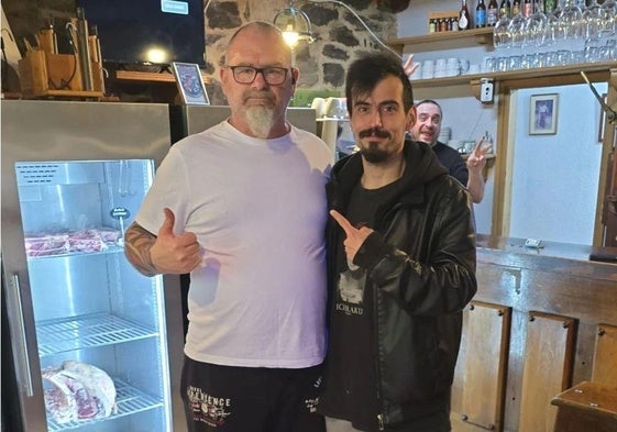 Fernando y Salva, ya juntos, en La Molinuca.