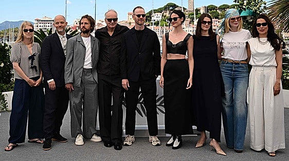 Cannes supera un gran apagón y se prepara para la gala de la Palma de Oro