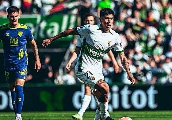 El Elche dependerá de si mismo para ascender después de ganar al Málaga
