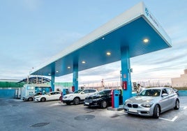 Estación de servicio de Ballenoil