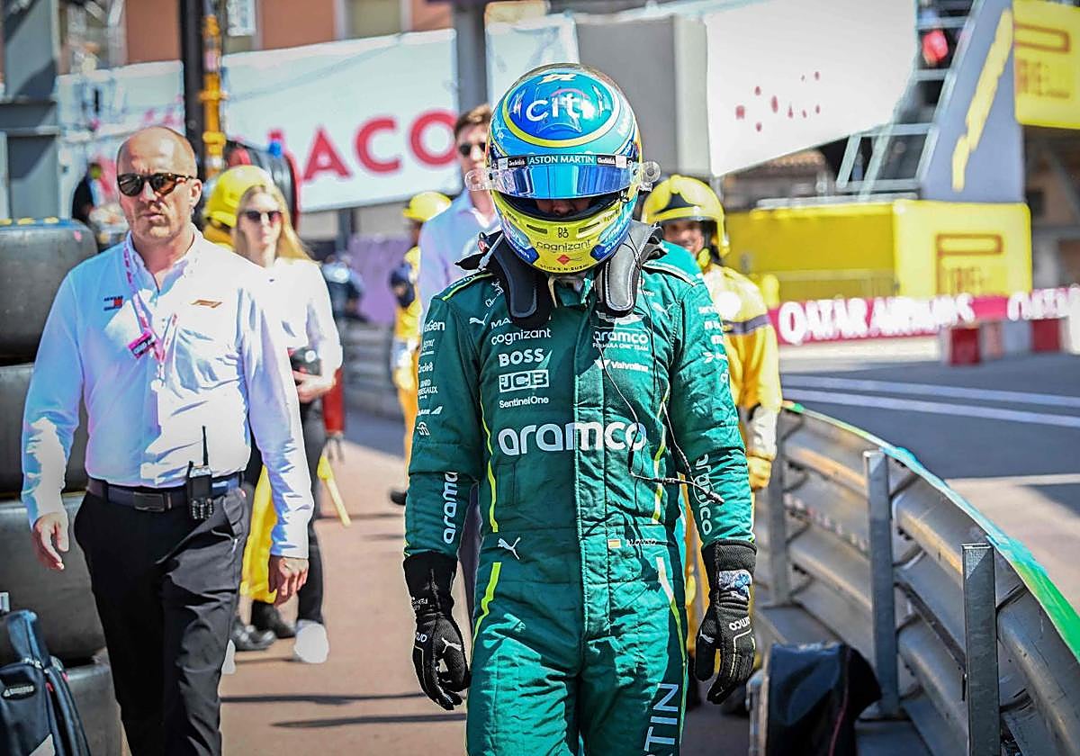 Fernando Alonso, tras su abandono en el GP de Mónaco.