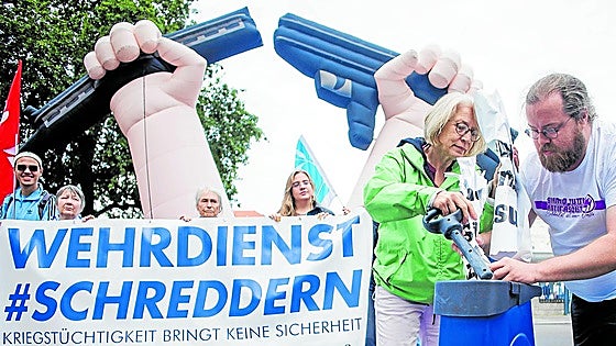 Alemania aprueba el nuevo servicio militar voluntario ante la amenaza de Rusia