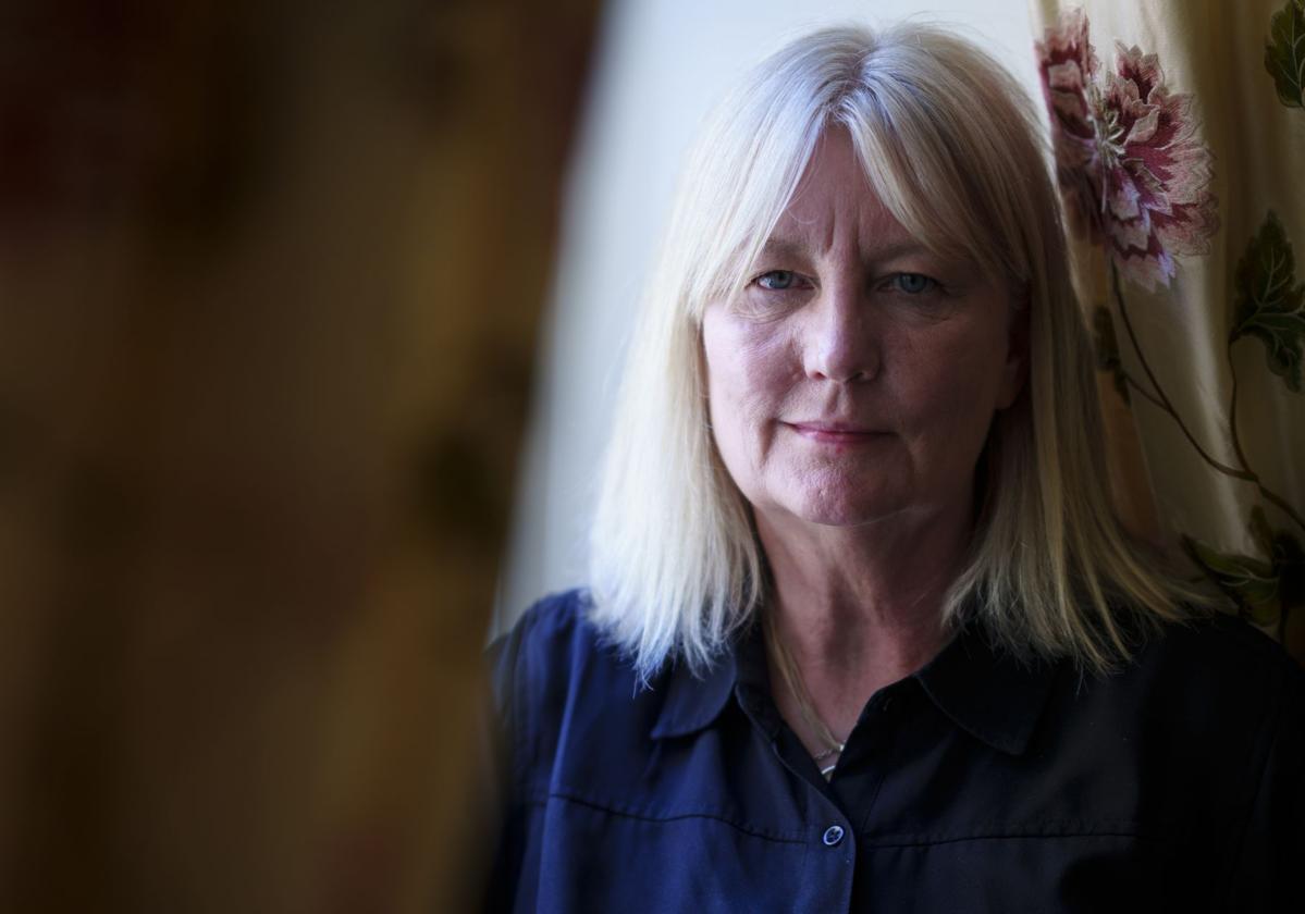 Swedish author Karin Smirnoff visits Spain to present her new novel.