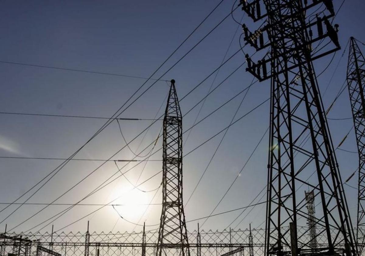 Bruselas observa «una brecha» en el desarrollo de interconexiones energéticas de España