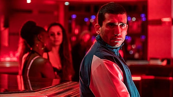 'Hamburgo': Jaime Lorente escapa del puticlub