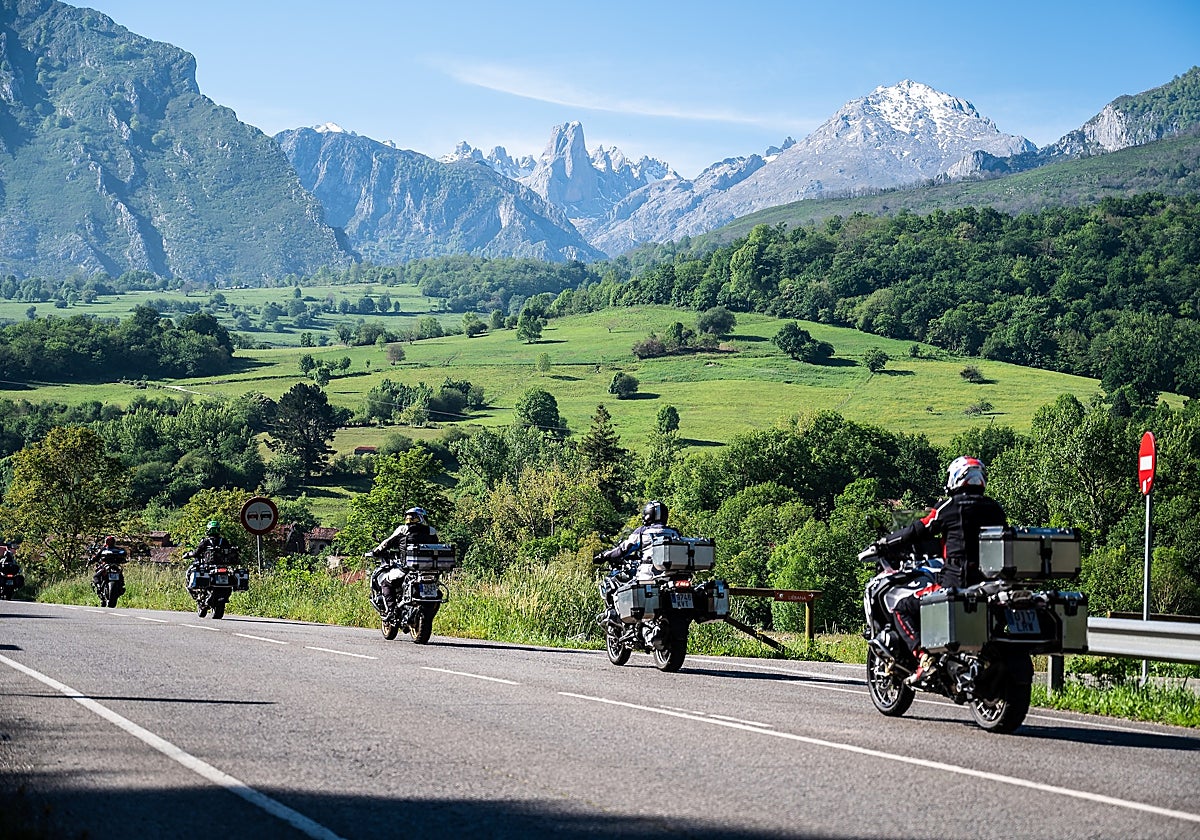 XII puntApunta BMW Motorrad, una travesía inolvidable del Atlántico al Cantábrico