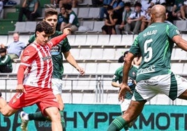 El Sporting cierra el curso con una victoria en Ferrol