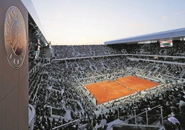Imagen de la pista central Philippe-Chatrier, con capacidad para 15.000 espectadores.