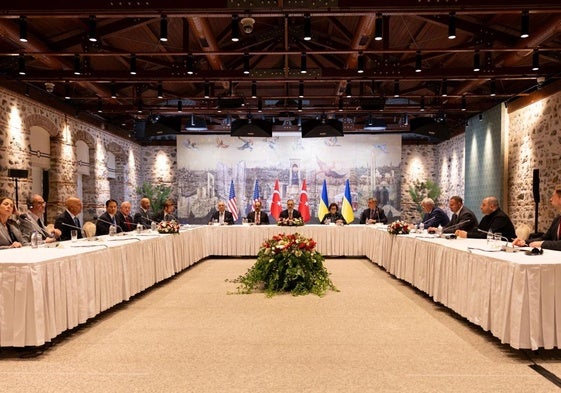La mesa de negociación entre Rusia y Ucrania que celebró Estambul a mediados de mayo.