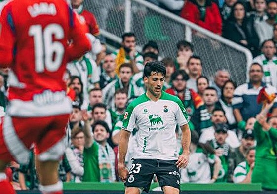 El Racing rompe el sueño del Granada y se queda la plaza de playoff