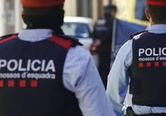 Un hombre mata al hijo de su pareja, hiere gravemente a la mujer y se suicida