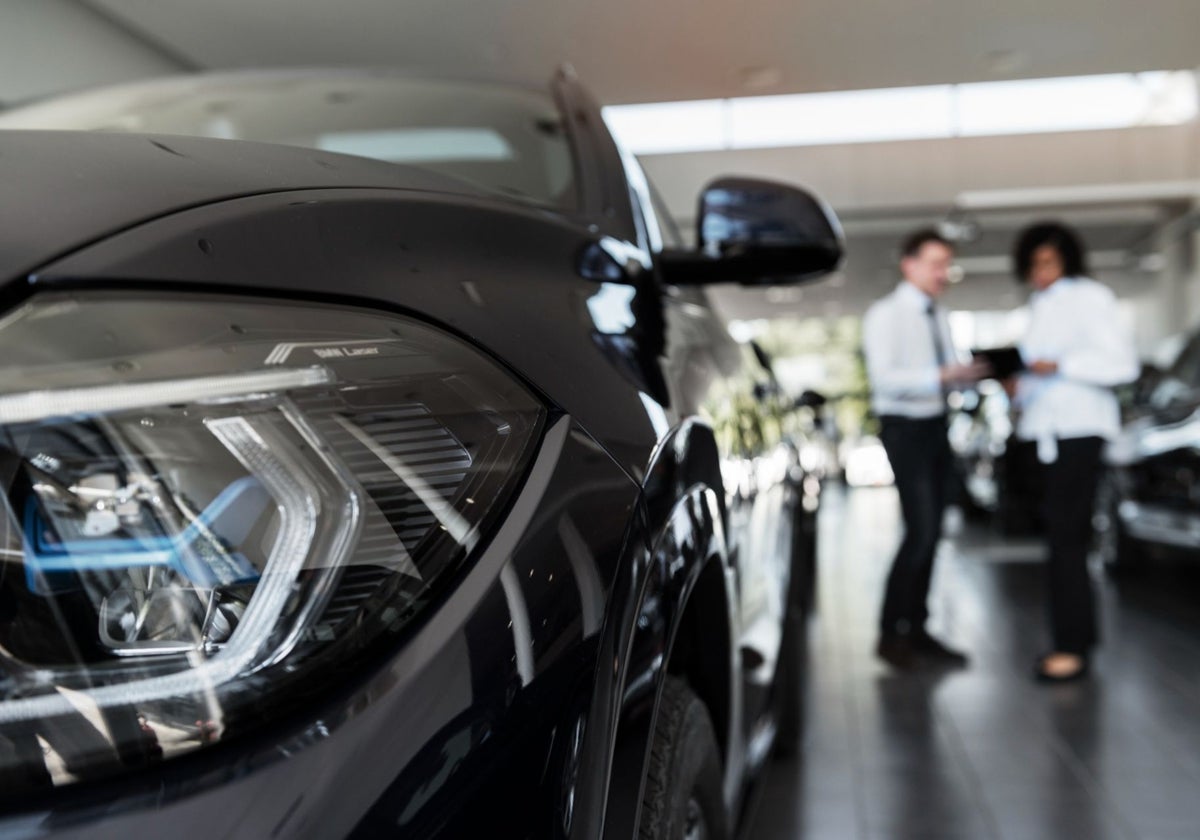 Los coches electrificados y el empuje en la zona DANA elevan las ventas de turismos un 18% en mayo