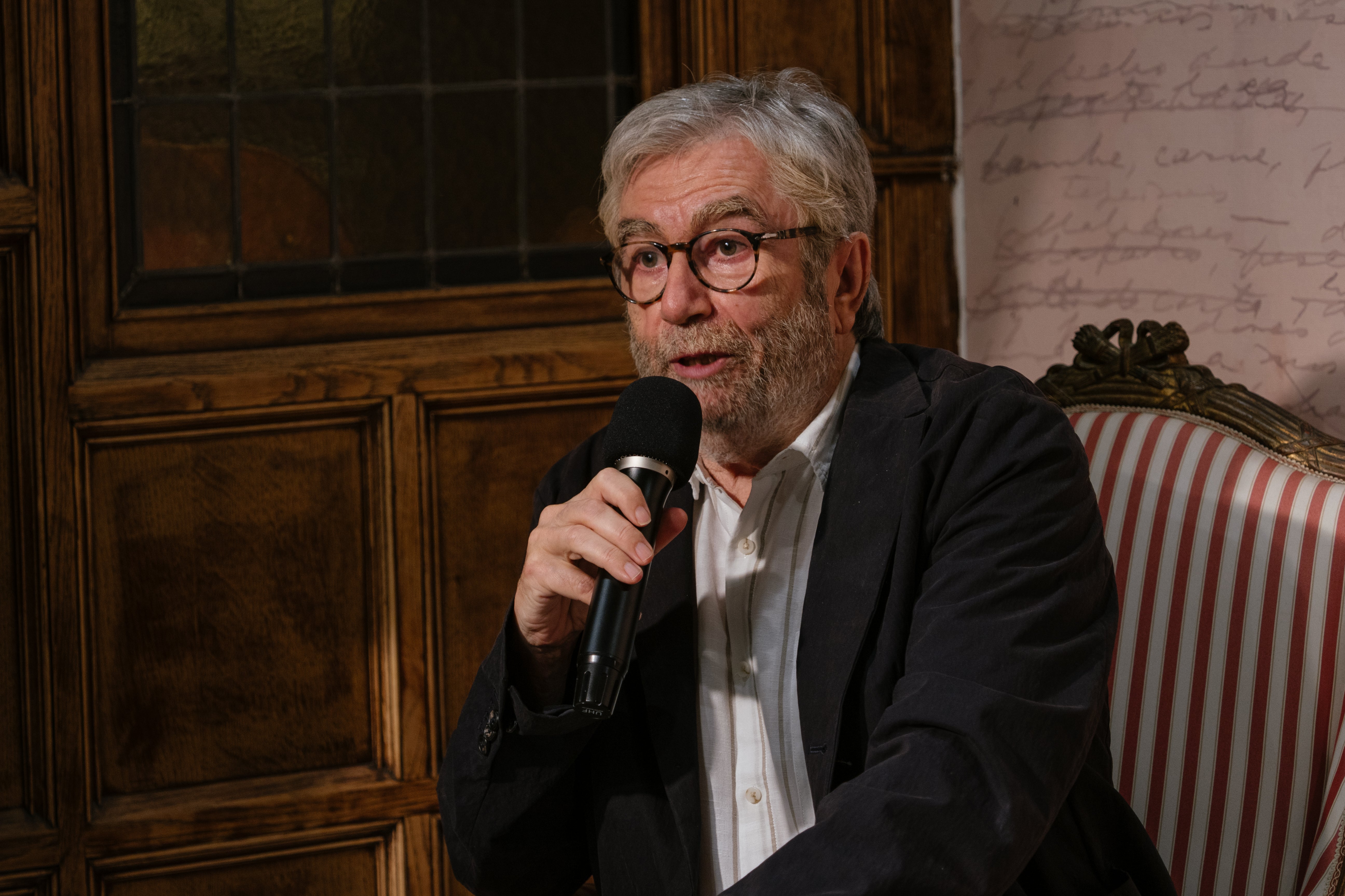 Antonio Muñoz Molina, durante la charla sobre 'El verano de Cervantes'