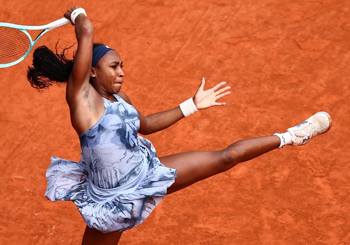 Coco Gauff, ganadora de Roland Garros 2025 al derrotar a Sabalenka en la final.