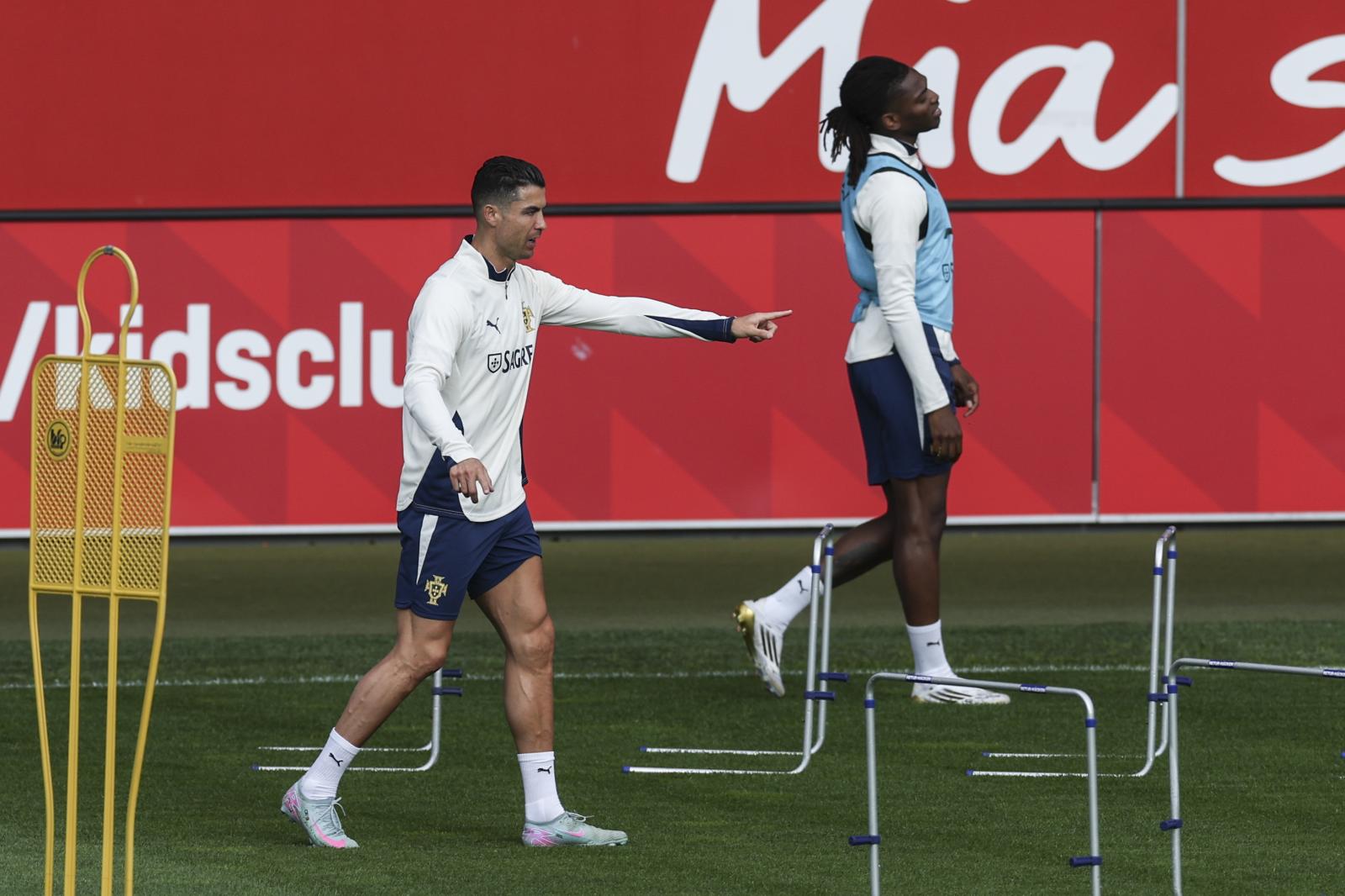 Cristiano Ronaldo en el entrenamiento del viernes