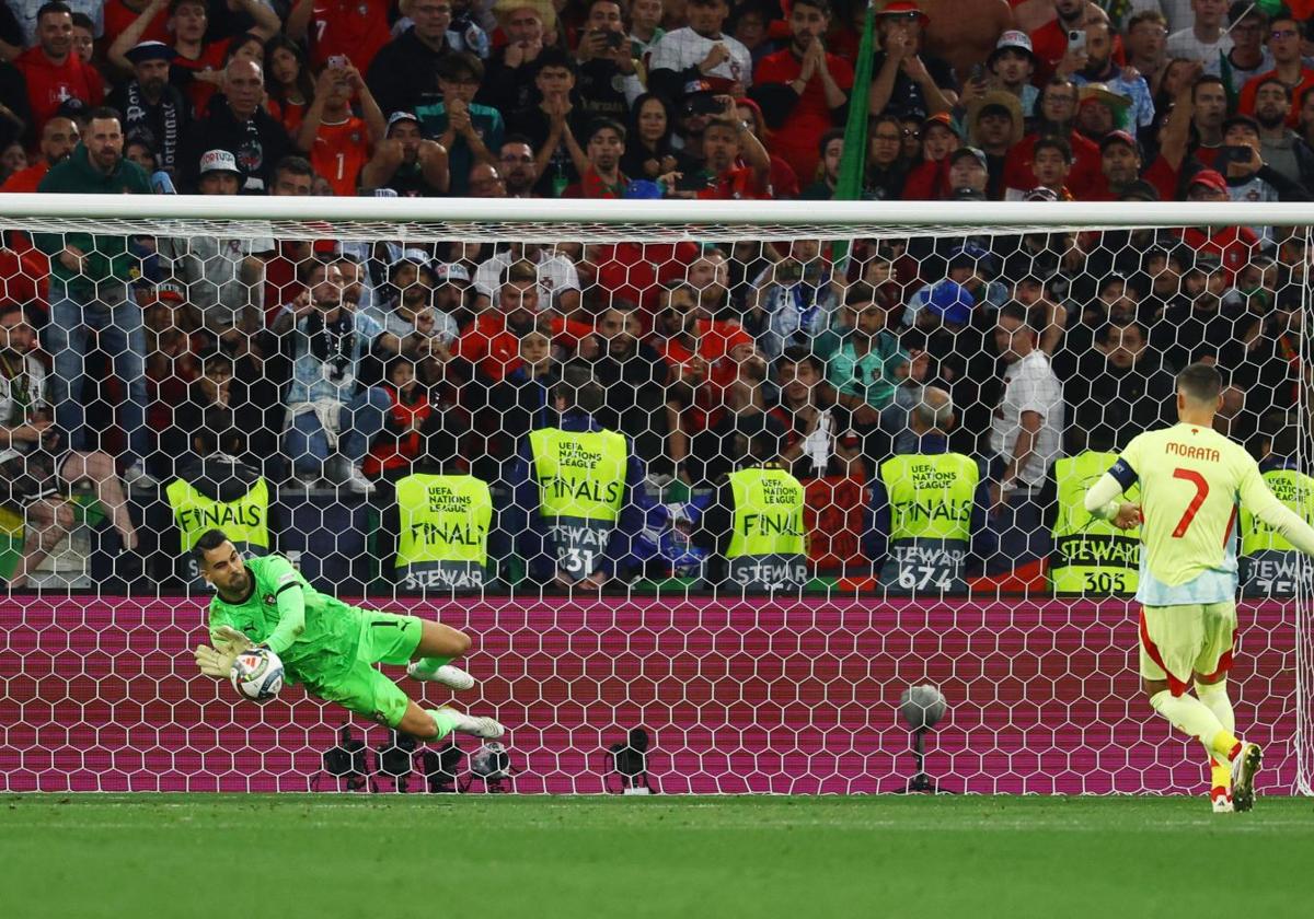Los penaltis arrebatan la corona a España