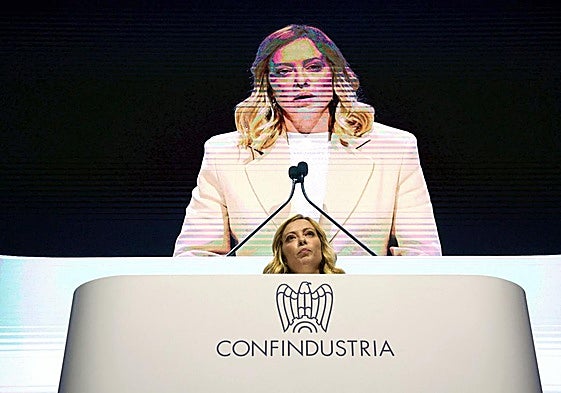 Giorgia Meloni, durante un discurso.