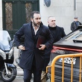 Víctor de Aldama acude al Tribunal Supremo a declarar escoltado por Daniel Esteve.