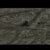 Imagen del Mossad atacando armas iraníes.