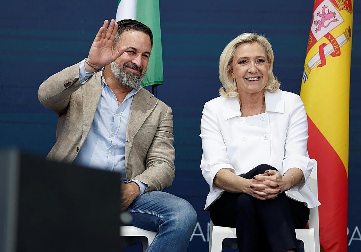 Santiago Abascal y Marine