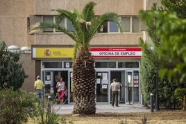 Oficina del Inem en Madrid.