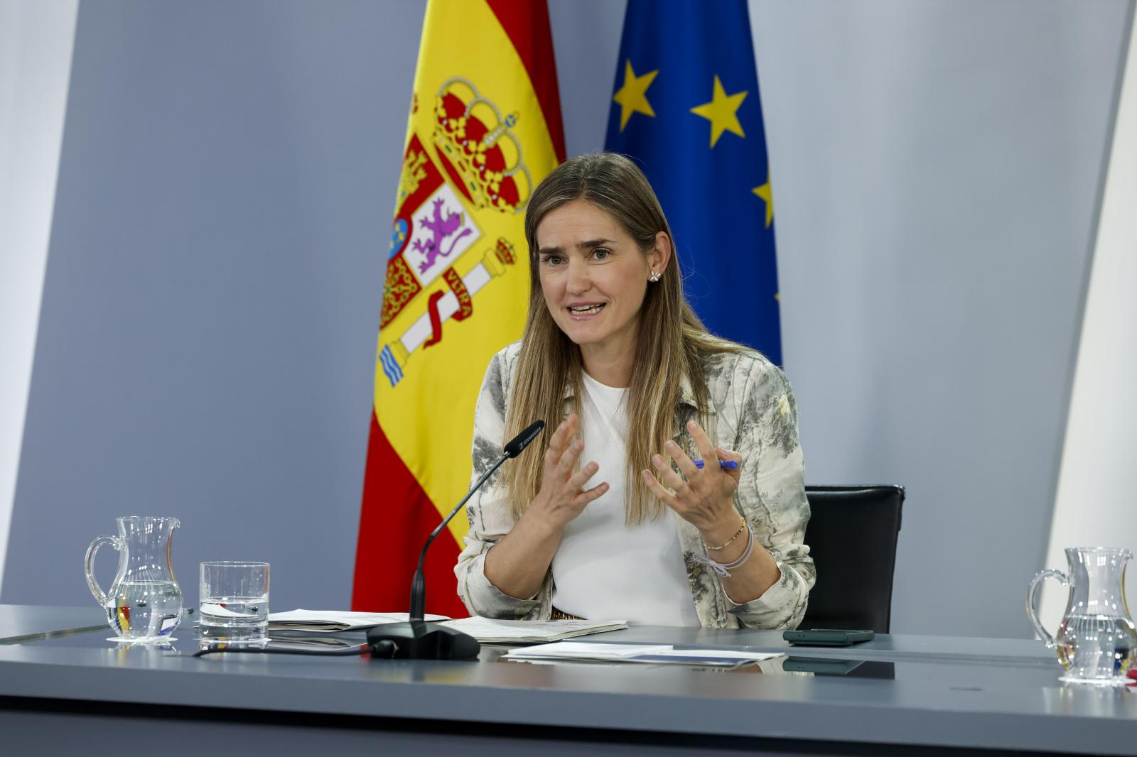 Sara Aagesen, vicepresidenta tercera del Gobierno y ministra para la Transición Ecológica, durante la rueda de prensa del Consejo de Ministros.