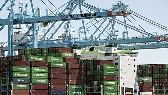 La industria del acero española teme paradas de plantas por el «cierre» del mercado americano