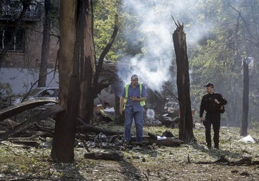 Al menos 21 muertos en uno de los ataques rusos «más horribles» contra Kiev