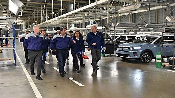 El CEO de Stellantis acelera la producción del Citroën C3 y Opel Frontera en Eslovaquia